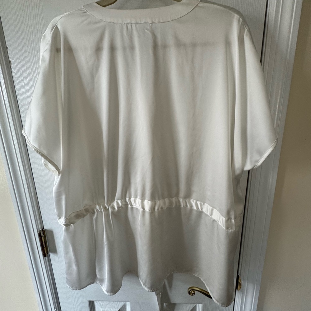 Cream Boxy Short Sleeve Blouse with Mandarin Collar - Picture 5 of 5